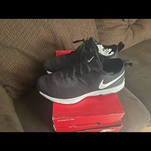 Nike Men's Air Max Typha 2 Training Shoes